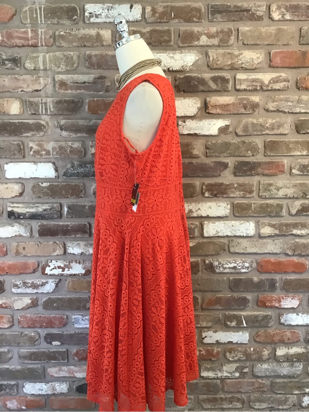 Gabby Skye Women's Coral Lace Fit-and-Flare Midi Dress 14 NEW - Picture 4 of 7